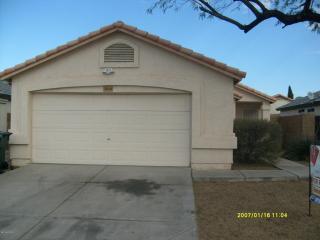3044 Salter Dr, Phoenix AZ  85027-2352 exterior