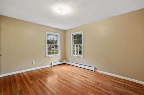 30 Duxbury Dr, Holden MA 01520-1643 exterior