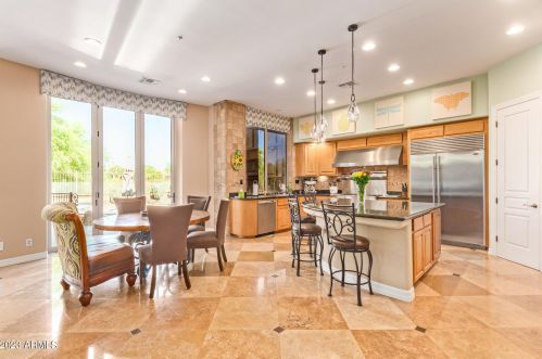 22843 54th St, Phoenix AZ  85054-7199 exterior