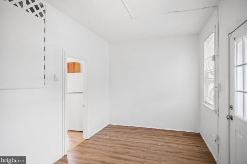 1943 Cooper St, West Deptford NJ 08096-3810 exterior