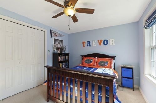 225 Sycamore Dr, Holden MA 01520-1152 exterior