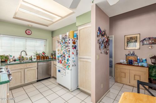 930 Annette Dr, Phoenix AZ 85022-1038 exterior