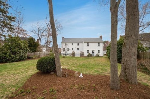 363 Greenlodge St, Dedham MA 02026-6223 exterior