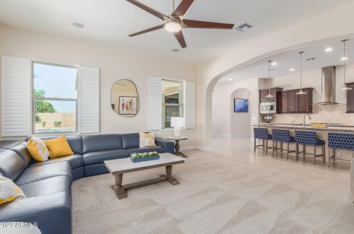 7810 29 Pl, Phoenix AZ 85008-1114 exterior