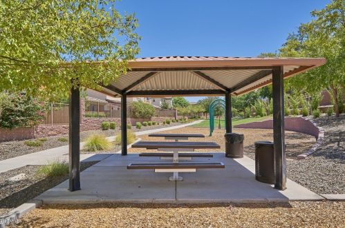 7819 37 Way, Phoenix AZ 85008-2219 exterior