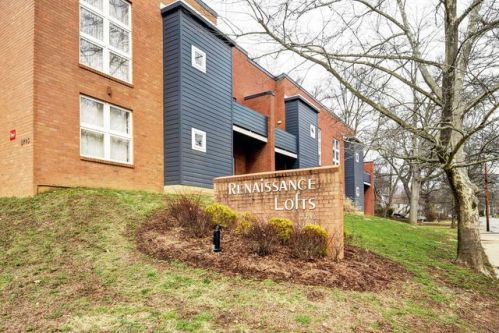 2745 Grinstead Dr, Louisville, KY 40206-2899