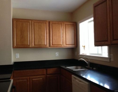 49 Pleasant St, Montgomery MA 01085-3736 exterior