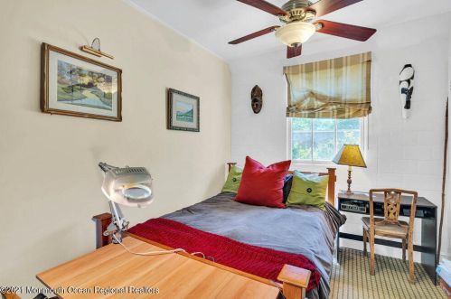 310 Cooper Rd, Tinton Falls NJ 07701-6010 exterior