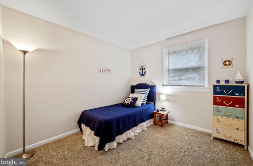 21 Williams Ave, West Deptford NJ  08096-5596 exterior