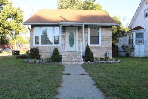 4101 1st St, Louisville, KY 40214-1705