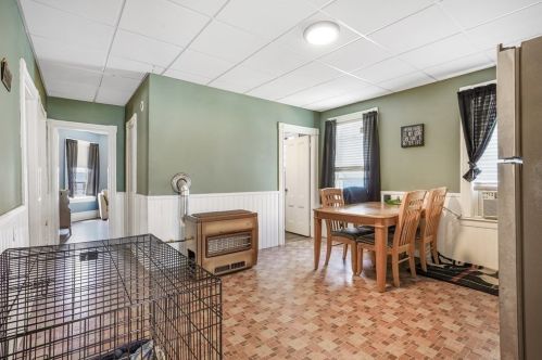 214 Cambridge St, Fall River MA 02721-2665 exterior