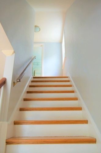 73 Sunset Rd, Arlington MA  02474-2646 exterior