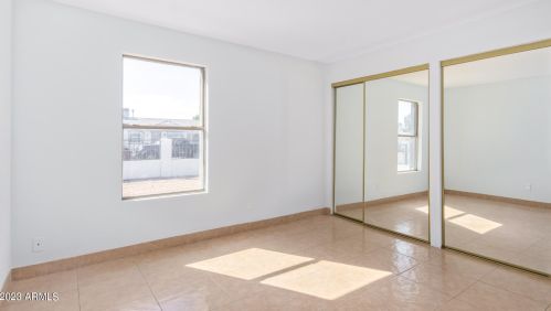 6802 Cambridge Ave, Phoenix AZ 85008-1216 exterior