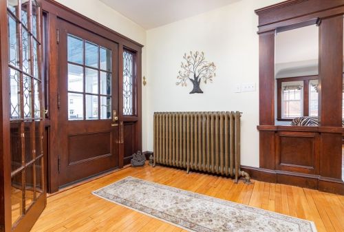 124 Elm Ave, Quincy MA 02170-2939 exterior