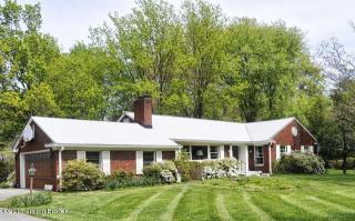 6205 Glen Hill Rd, Louisville, KY 40222-6024