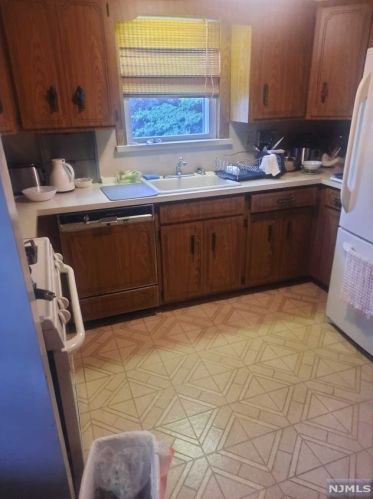 40 Davidson St, Belleville NJ  07109-3208 exterior