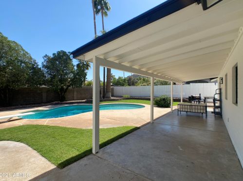 2423 Beryl Ave, Phoenix AZ 85021-2480 exterior