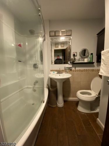 105 Baldwin Pl, Belleville NJ 07109-1742 exterior