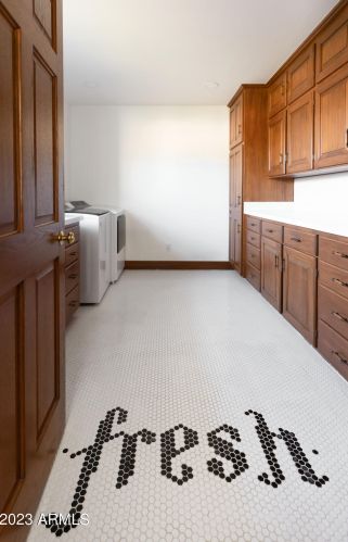 2349 55th St, Phoenix AZ  85008-2609 exterior