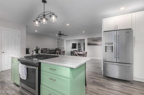 2126 Cambridge Ave, Phoenix AZ 85007-1111 exterior