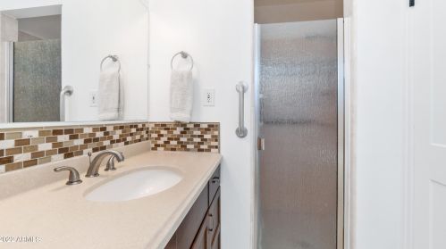 3820 Amelia Ave, Phoenix AZ 85037-2365 exterior