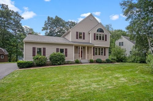 21 Laurelwood Dr, Worcester, MA 01605-1054