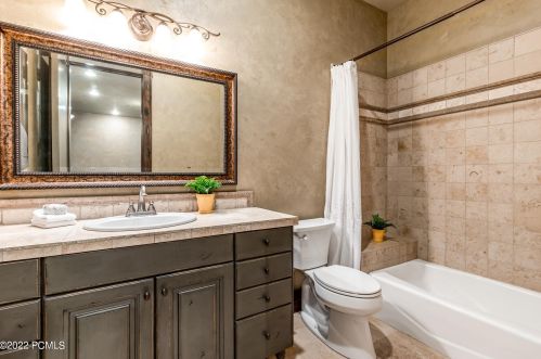 7980 Glenwild Dr, Park City UT 84098-5592 exterior