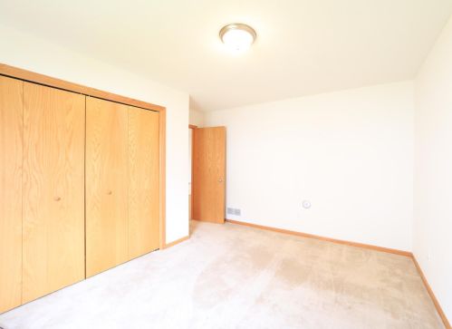 314 11th Ave, Princeton MN  55371-4586 exterior