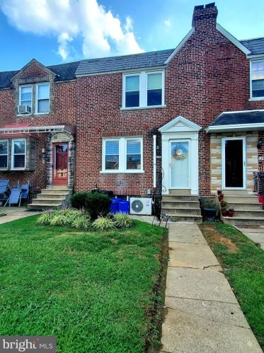 2922 Knorr St, Philadelphia, PA 19149-2519