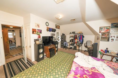 367 Whipple St, Fall River MA 02724-3448 exterior