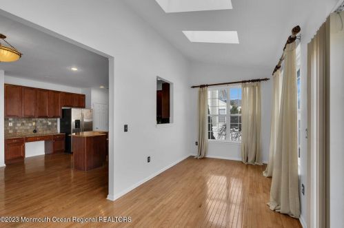 111 Picadilly Dr, Jackson Twp NJ  08527-1290 exterior