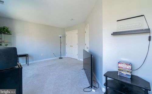 5484 Wooded Way, Columbia MD  21044-5722 exterior