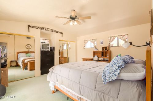 35220 3rd Ave, Phoenix AZ 85027-5908 exterior