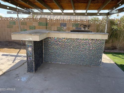 2411 Adams, Phoenix AZ 85034-1404 exterior