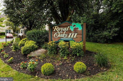 1103 Crestmont Dr, West Deptford NJ 08051-2158 exterior