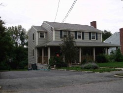 104 Albert Rd, Newton, MA 02466-1303