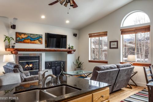 1110 Sta Loop Rd, Park City UT 84098-5425 exterior