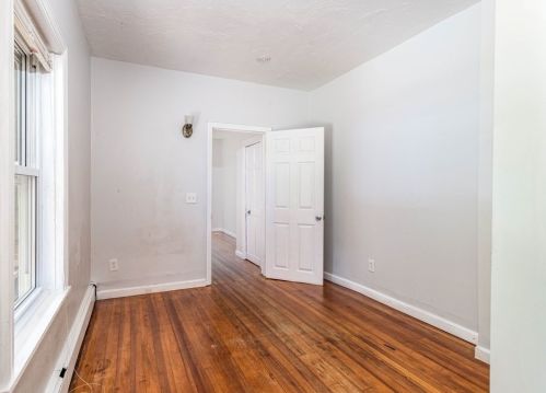 61 Estabrook St, Royalston MA 01331-3516 exterior