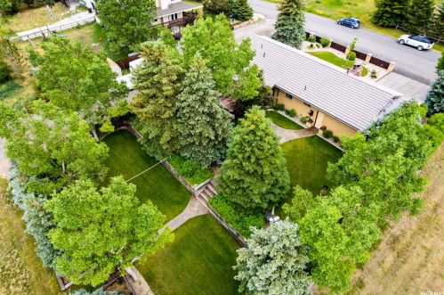 125 Countryside Cir, Park City UT 84098-6163 exterior