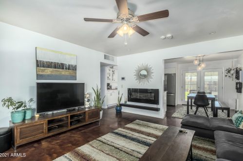 1233 El Camino Dr, Phoenix AZ 85051-9124 exterior