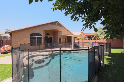 16821 44th St, Phoenix AZ  85032-2801 exterior