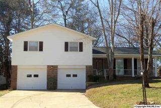 1807 Forney Dr, Huntsville, AL 35816-1423