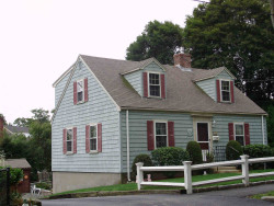 112 Fordham Rd, Newton, MA 02465-1226