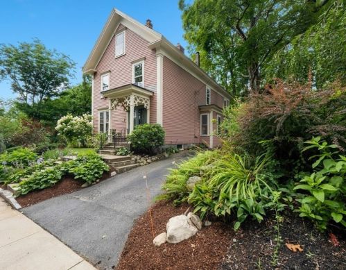 608 Massachusetts Ave, Acton, MA 01719-1531