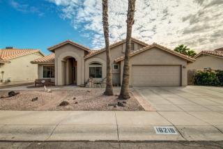 16219 40 Pl, Phoenix AZ  85050-8744 exterior