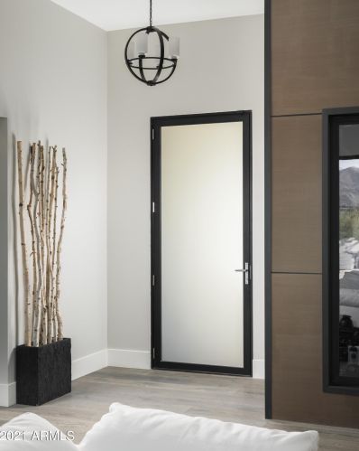 5833 46th Pl, Phoenix AZ  85018-1235 exterior