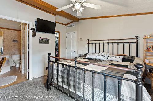 60 Southwind Cir, Jackson Twp NJ 08527-2826 exterior