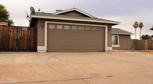 2607 60th Dr, Phoenix, AZ 85035-1636