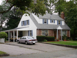 406 Cherry St, Newton, MA 02465-1832