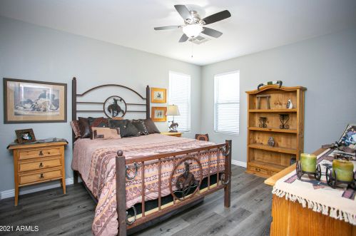 35318 31st Dr, Phoenix AZ  85086-2127 exterior